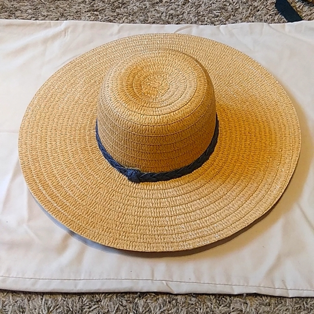 Women's sun hat